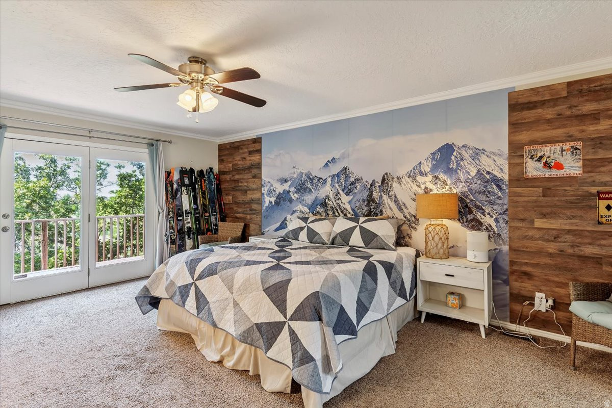 LA DONNA MESA - Residential