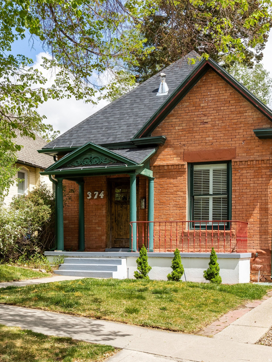 AVENUES - Residential