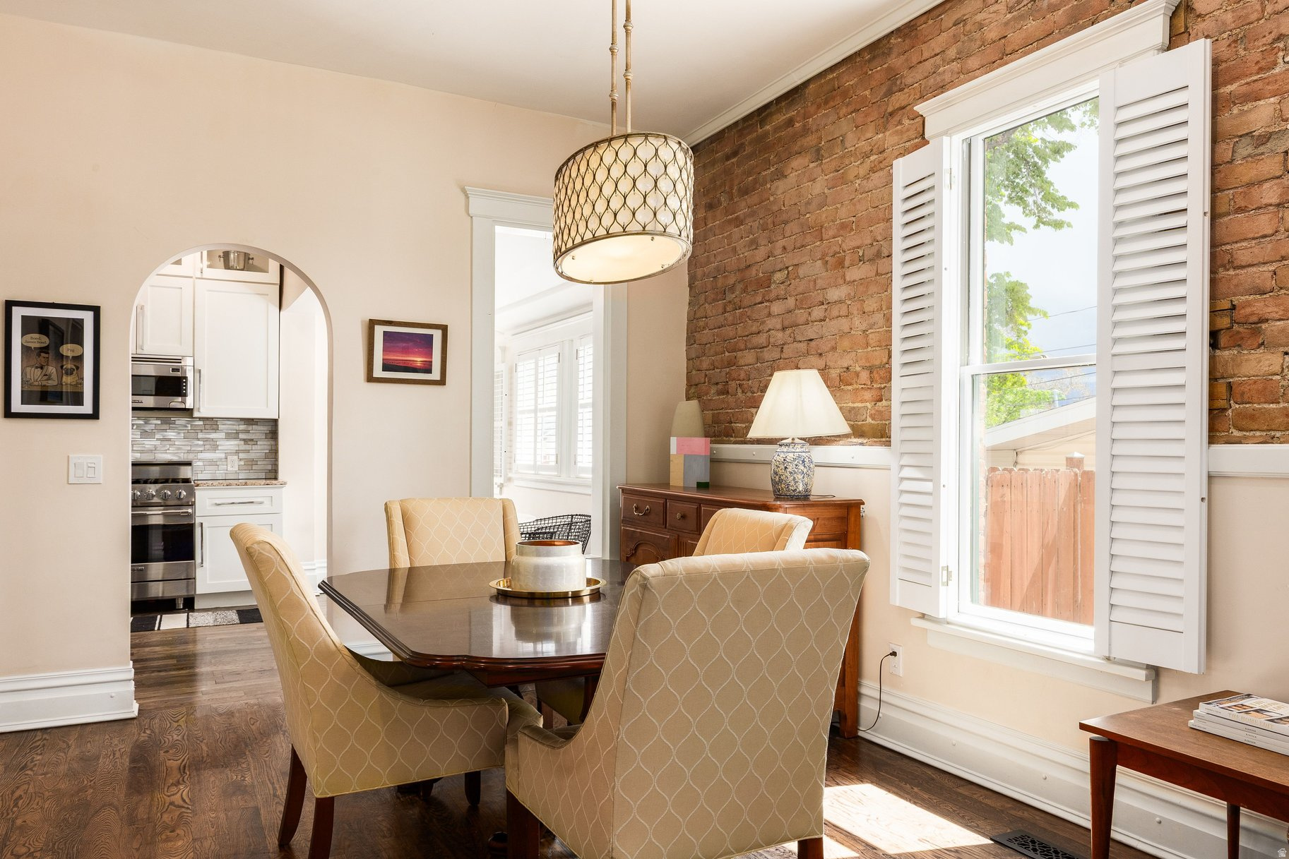 AVENUES - Residential