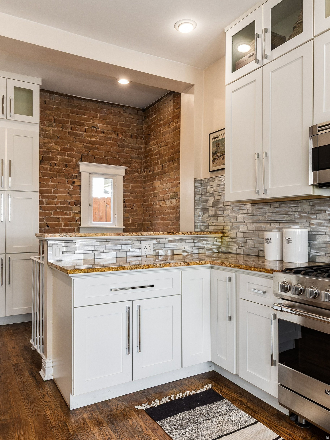 AVENUES - Residential