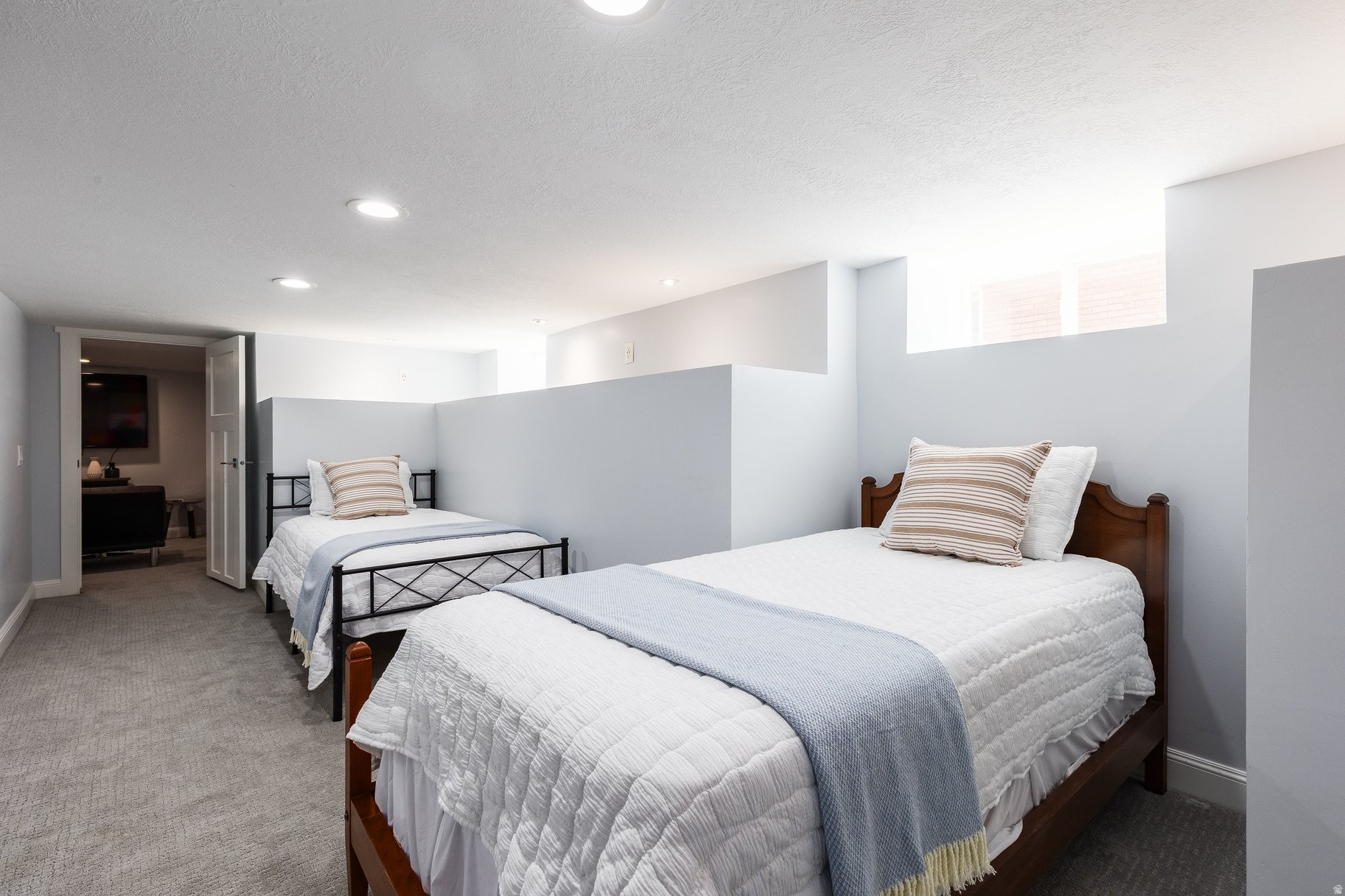 AVENUES - Residential