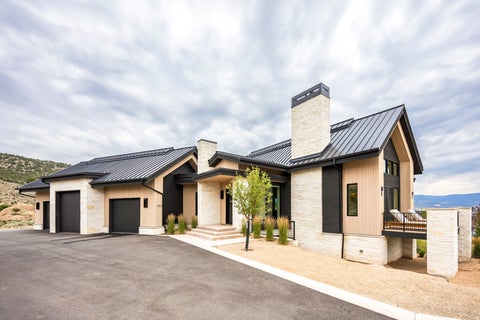 Tiny photo for 1352 N GOLD MOUNTAIN CIR, Heber City, UT 84032 (MLS # 2173497)