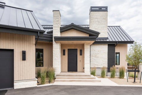 Tiny photo for 1352 N GOLD MOUNTAIN CIR, Heber City, UT 84032 (MLS # 2173497)