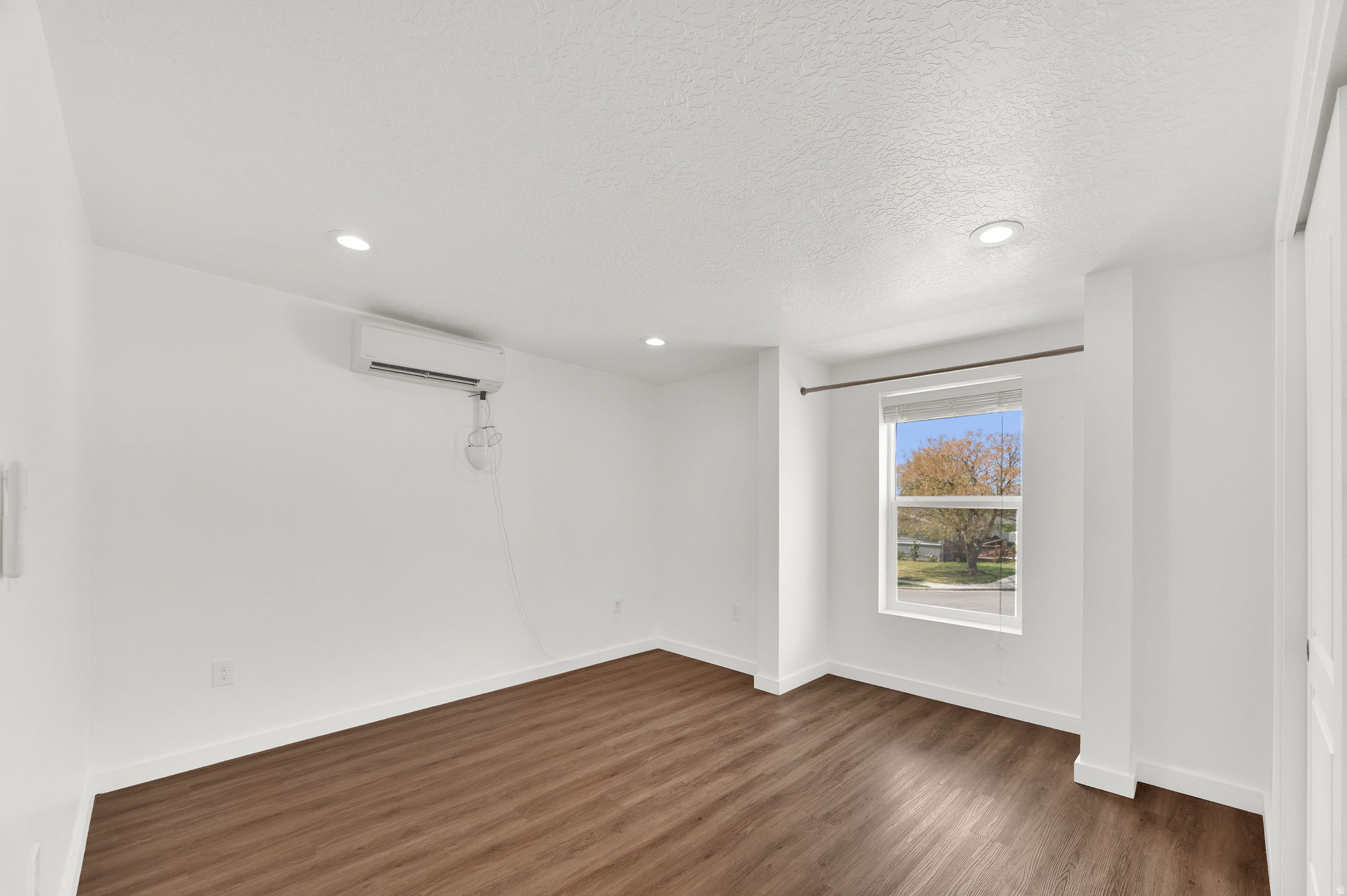 VINEYARD GLEN - Residential