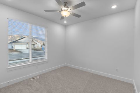 Tiny photo for 626 S 125 E, Hyde Park, UT 84318 (MLS # 2135408)