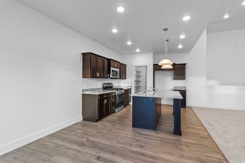 Tiny photo for 626 S 125 E, Hyde Park, UT 84318 (MLS # 2135408)