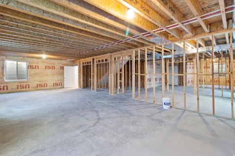 Tiny photo for 626 S 125 E, Hyde Park, UT 84318 (MLS # 2135408)