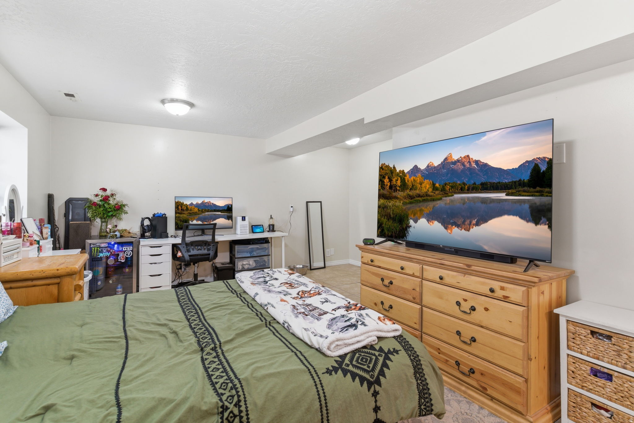 SHADOW RUN ESTATES - Residential