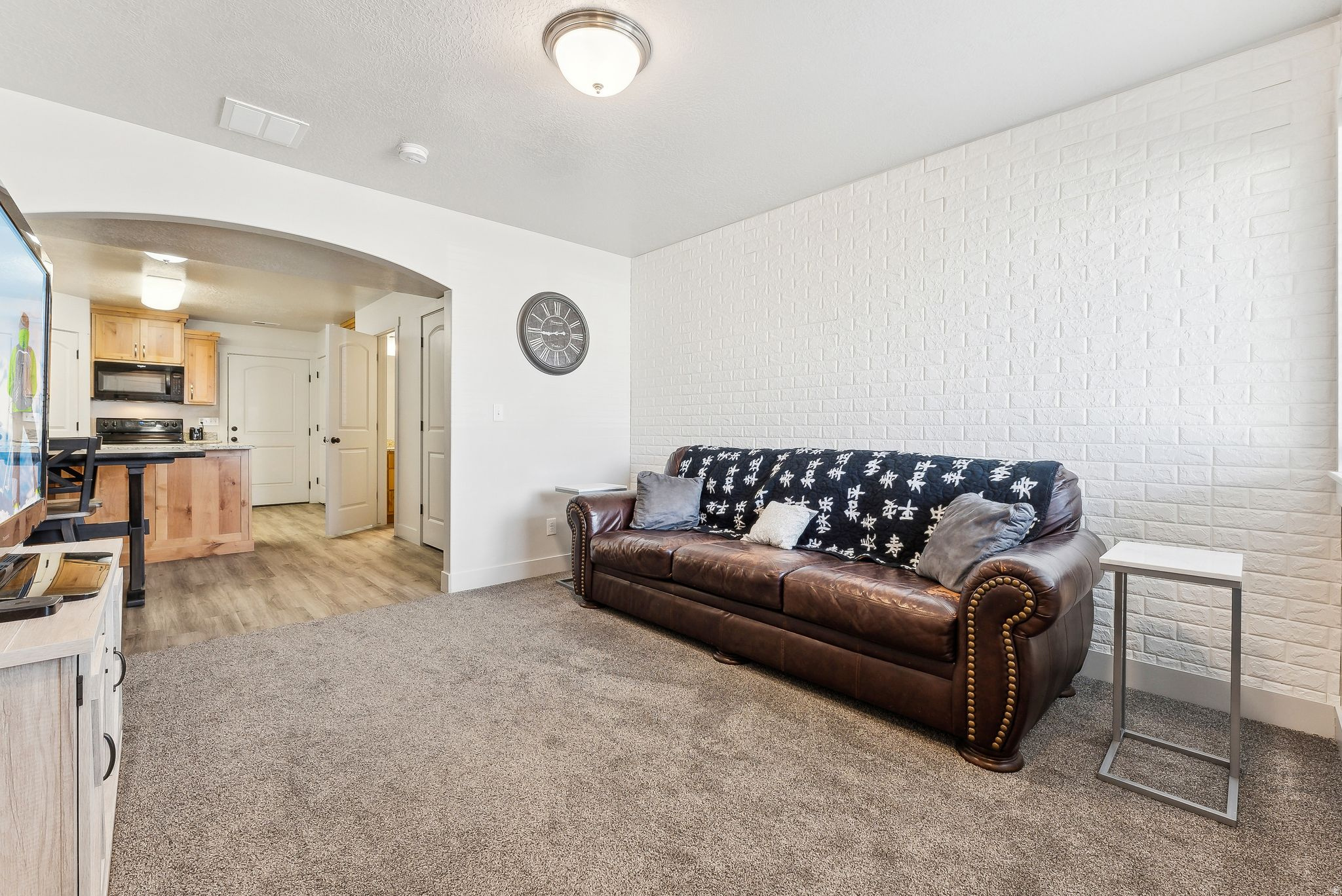 RIVER VALLEY - Residential