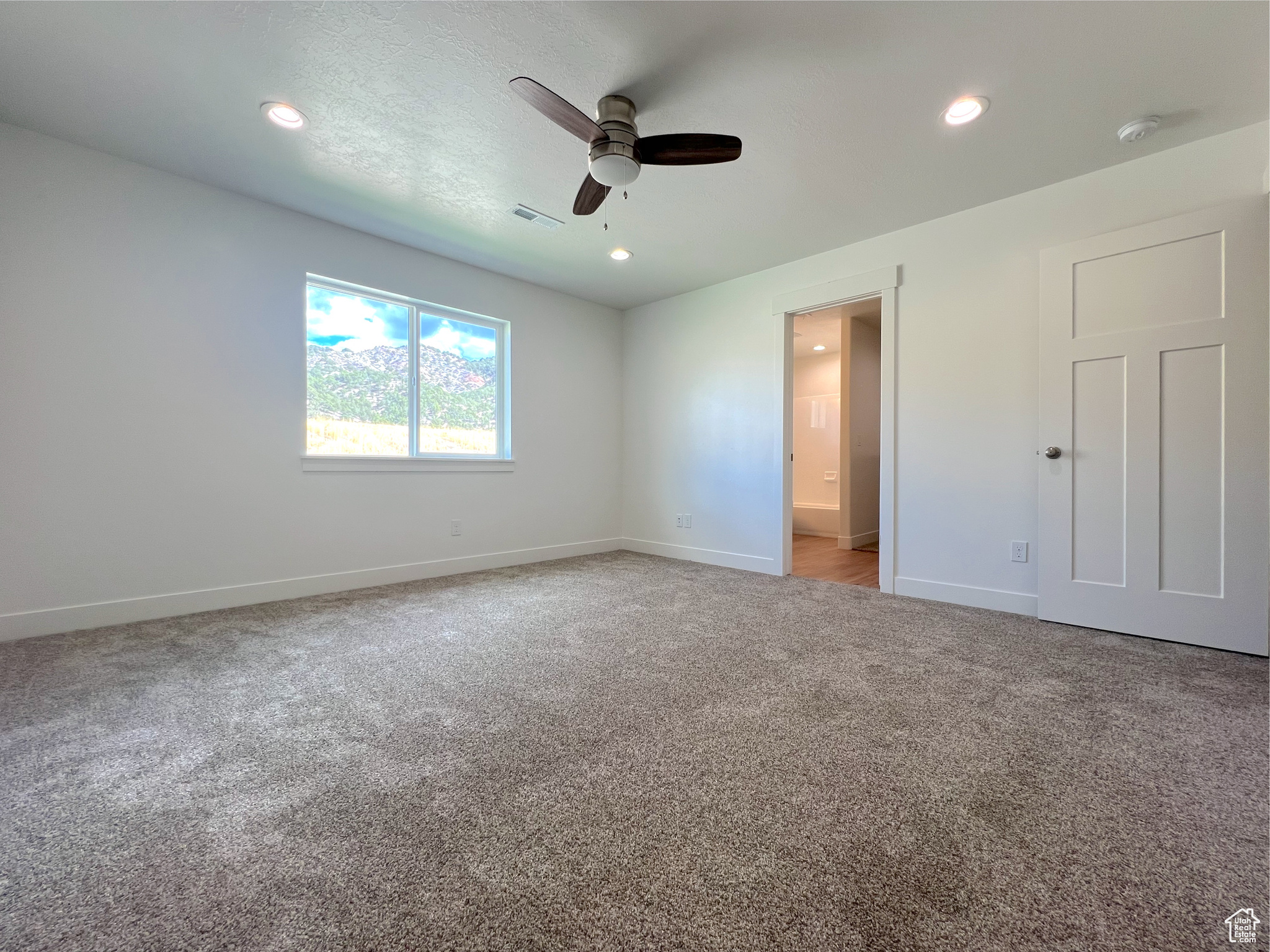 CEDAR RIDGE - Residential