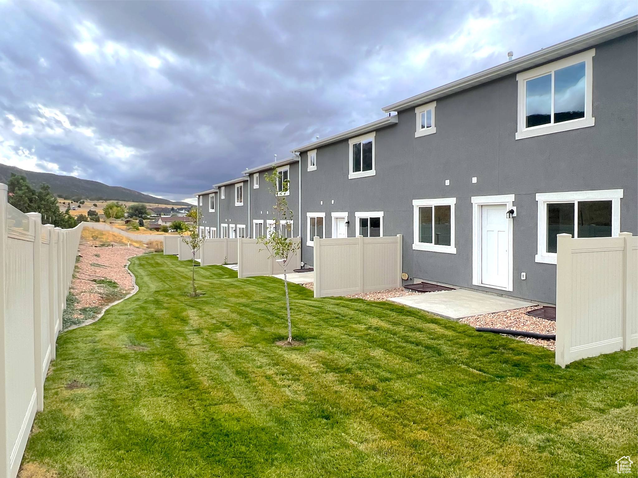 CEDAR RIDGE - Residential