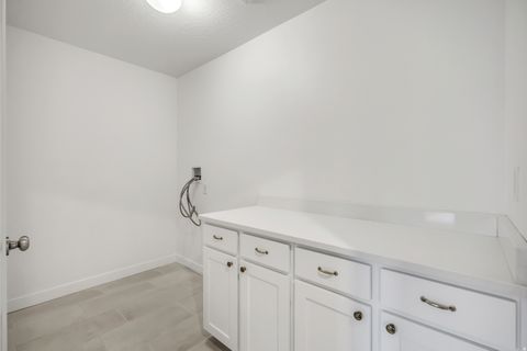 Tiny photo for 1058 S LILAC WAY, Mapleton, UT 84664 (MLS # 2134083)