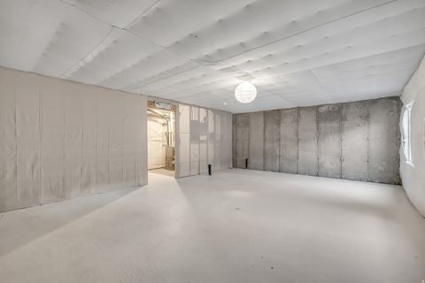 Tiny photo for 1058 S LILAC WAY, Mapleton, UT 84664 (MLS # 2134083)