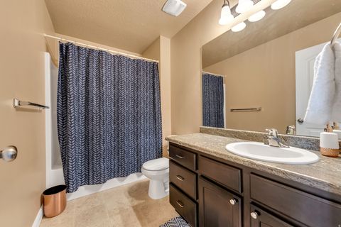 Tiny photo for 3234 W DESERT LILY DR, Lehi, UT 84043 (MLS # 2154773)