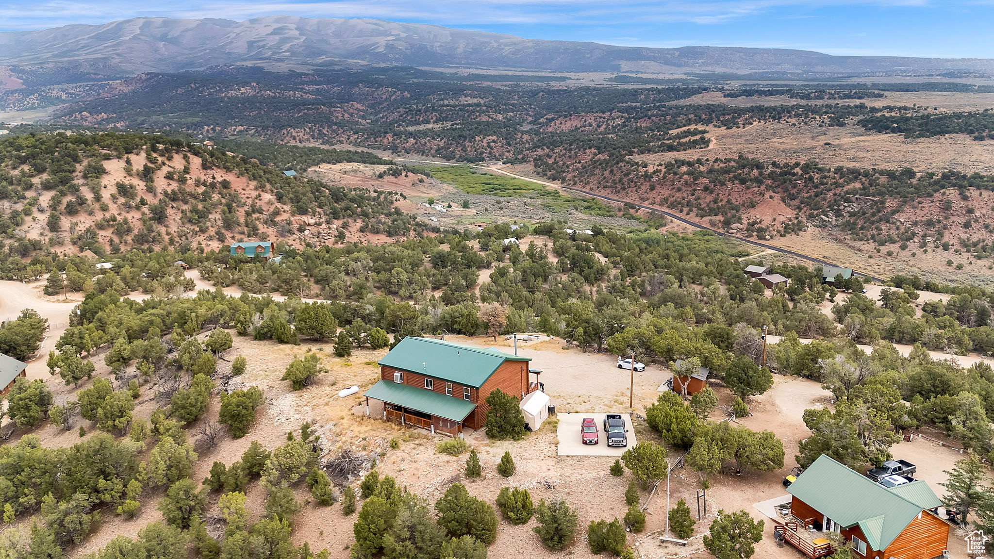 BANDANNA RANCH - Residential