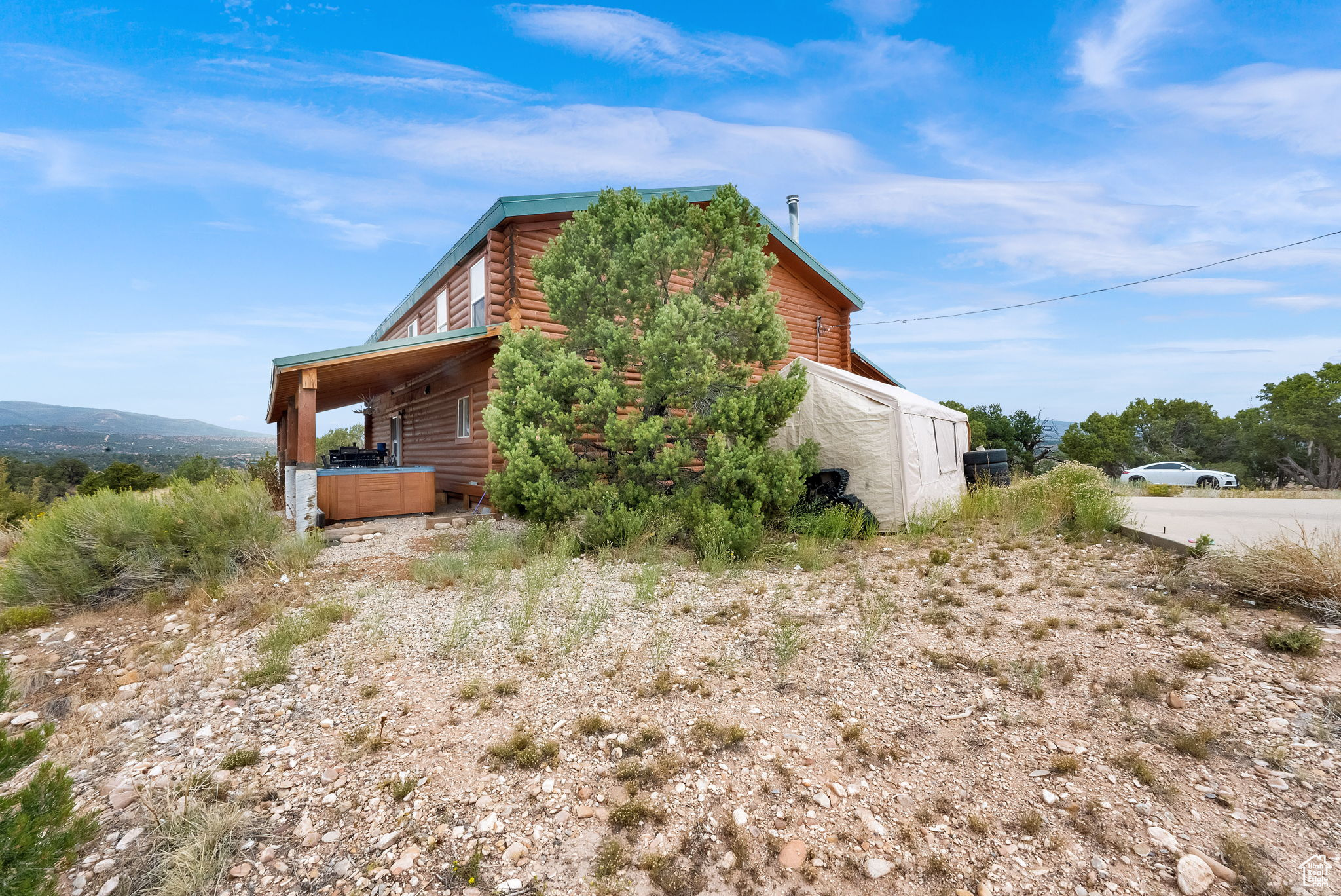 BANDANNA RANCH - Residential