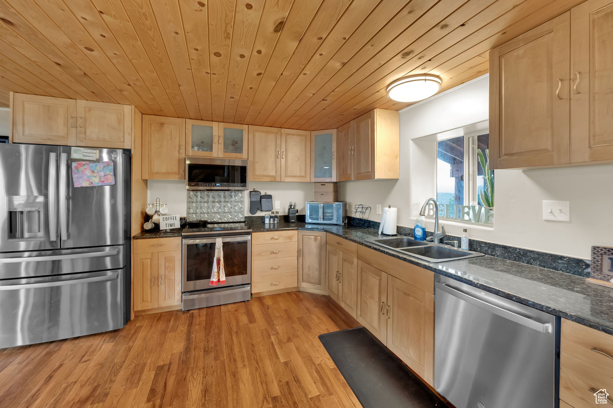 BANDANNA RANCH - Residential