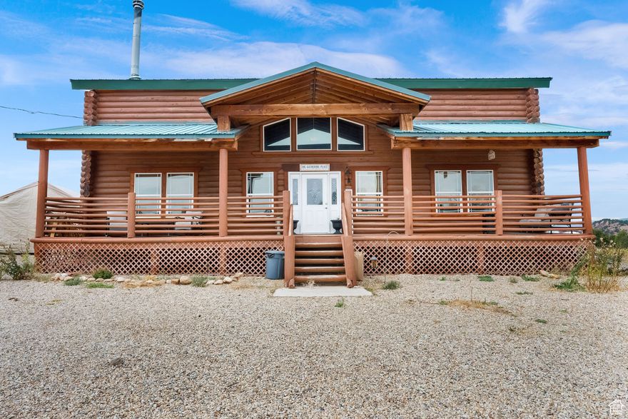 ***SELLER IS OFFERING UP TO $10,000 TOWARDS THE BUYER'S CLOSING COST*** Your Own Slice of Paradise in Bandanna Ranch / Walkthrough video attached.   Welcome to this incredible single-family cabin-style home, perfectly situated on a hilltop with sweeping views in every direction. Offering year-round access, this property combines rustic charm with modern comfort, making it the ideal mountain retreat or full-time residence.  Step inside to an expansive open floor plan featuring beautiful wood-beams that create a breathtaking aesthetic. The upstairs loft offers a cozy bedroom, sitting area, and full bathroom-perfect for guests or a private escape. Downstairs, the spacious basement includes three additional bedrooms and a full bathroom, providing plenty of room for family and friends.  Entertain with ease in the open living spaces or gather outdoors to take in the stunning scenery. Enjoy mornings on the back deck overlooking the mountains, or evenings around the firepit with panoramic views from the other side of the ridge.  This property offers ample parking and includes a large concrete pad-ready for your future garage or ideal for RV parking.  Don't miss this rare opportunity to own a mountain getaway in Bandanna Ranch.   Buyer and Buyer's Agent to verify all information. Square footage and details obtained from previous MLS listings.