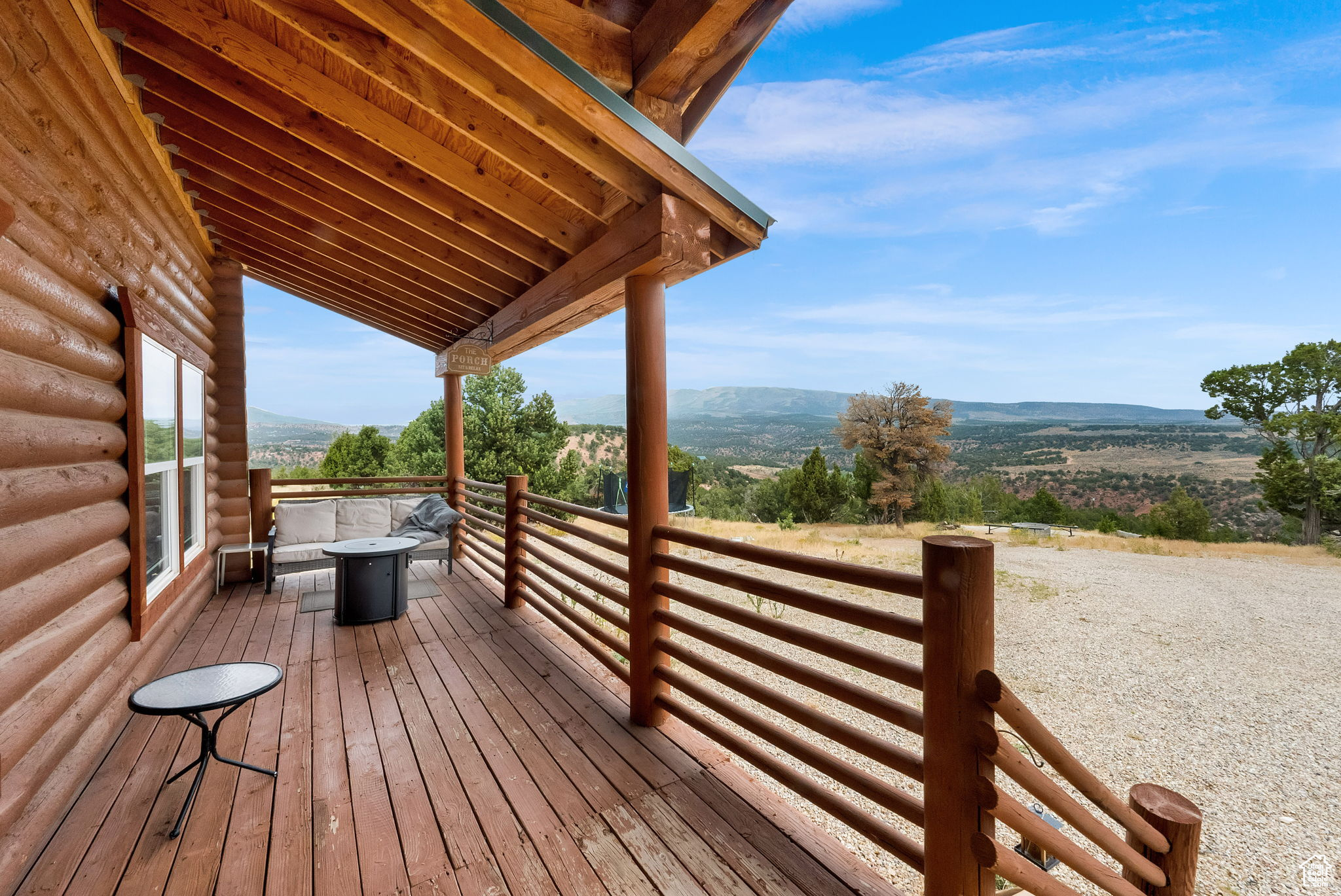 BANDANNA RANCH - Residential