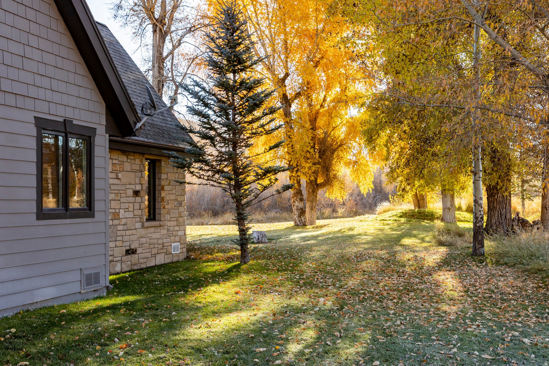 RIVER VALLEY RANCH - Residential