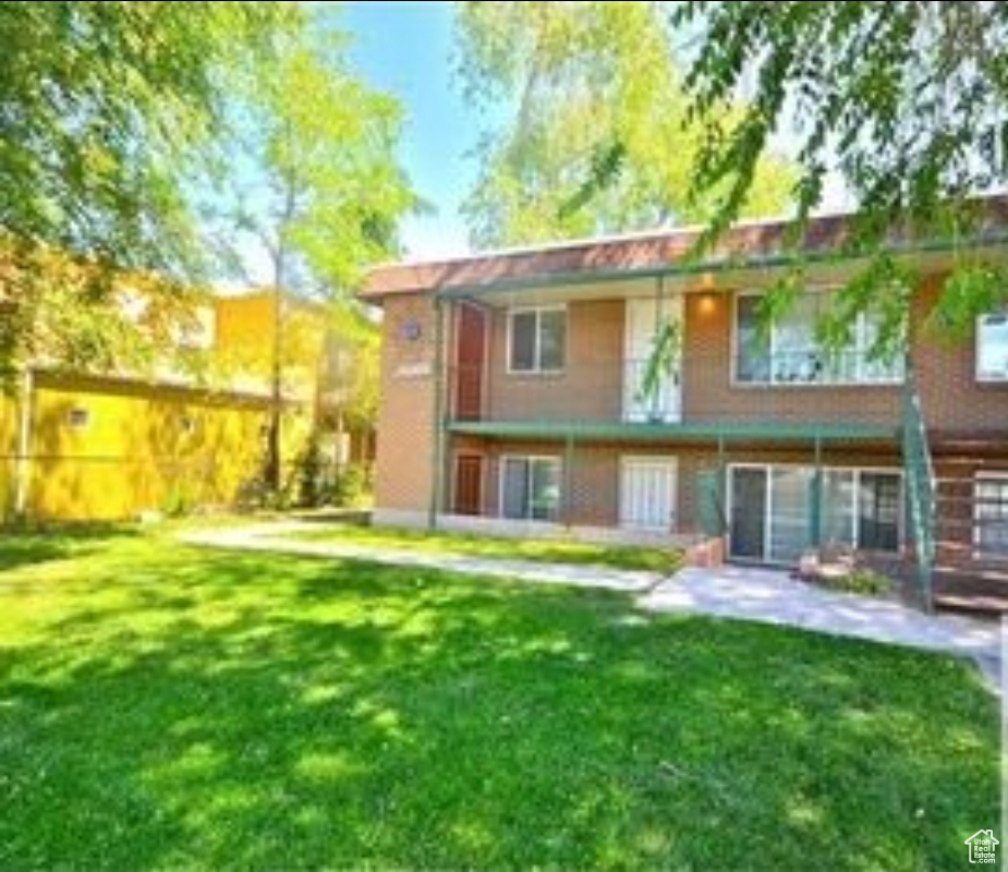 OAKLEY SUB - Residential Lease