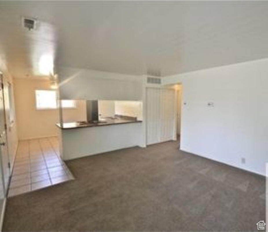 OAKLEY SUB - Residential Lease
