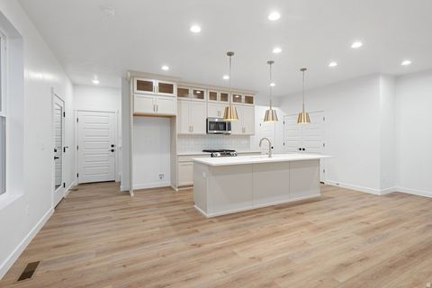 Tiny photo for 6984 W LAKE AVE, South Jordan, UT 84009 (MLS # 2121696)