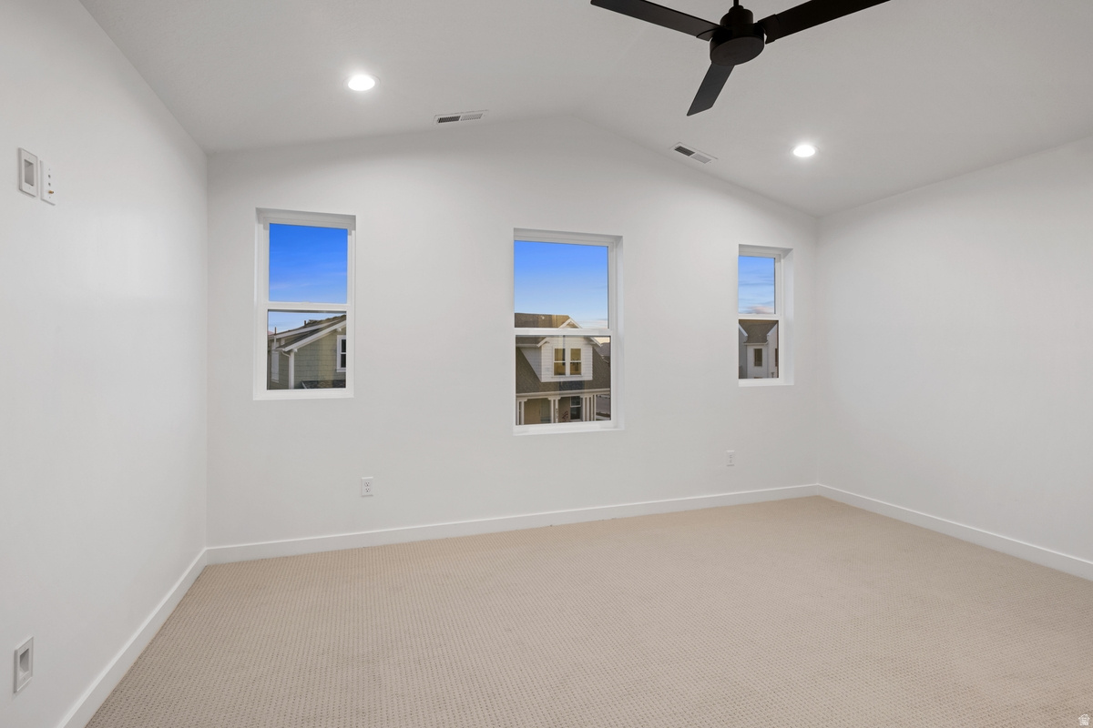 DAYBREAK - Residential