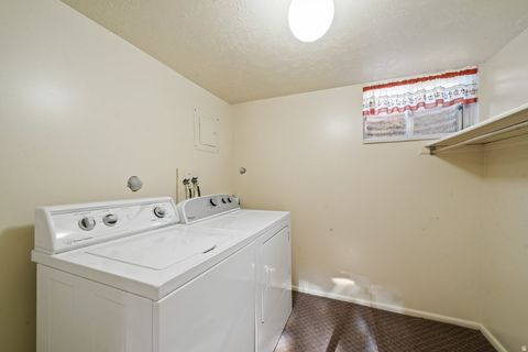 Tiny photo for 725 E 600 S, Centerville, UT 84014 (MLS # 2126156)