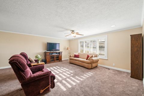 Tiny photo for 725 E 600 S, Centerville, UT 84014 (MLS # 2126156)