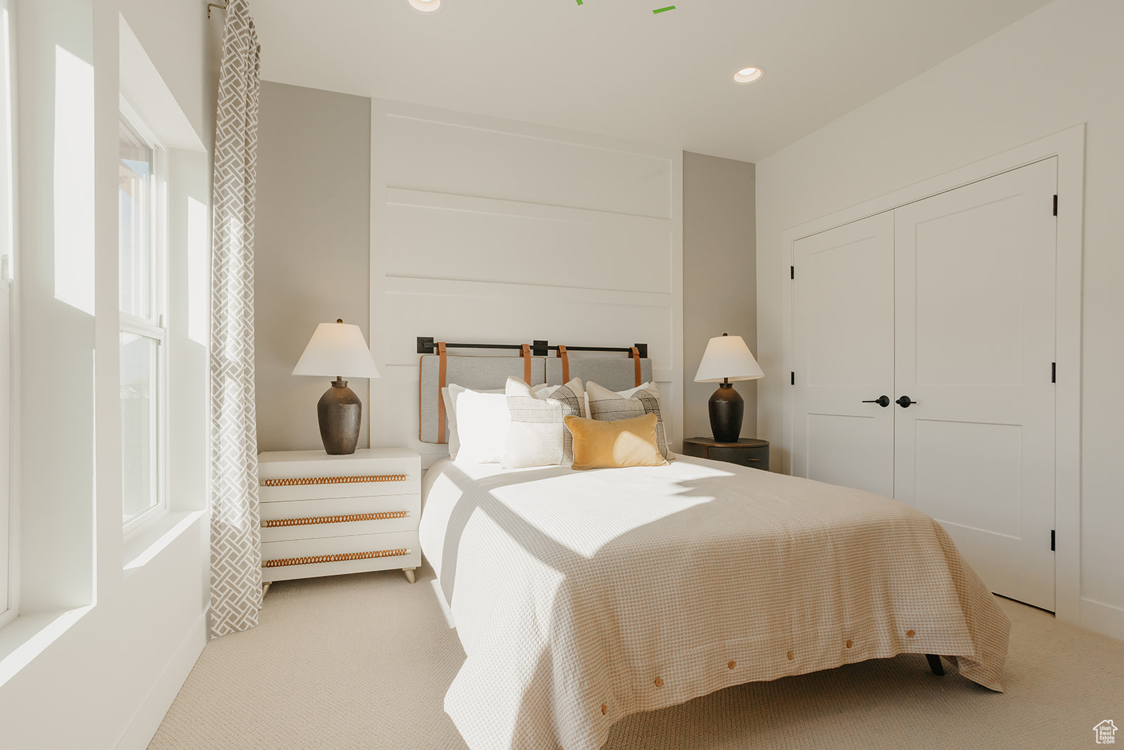 WILLOW ESTATES - Residential