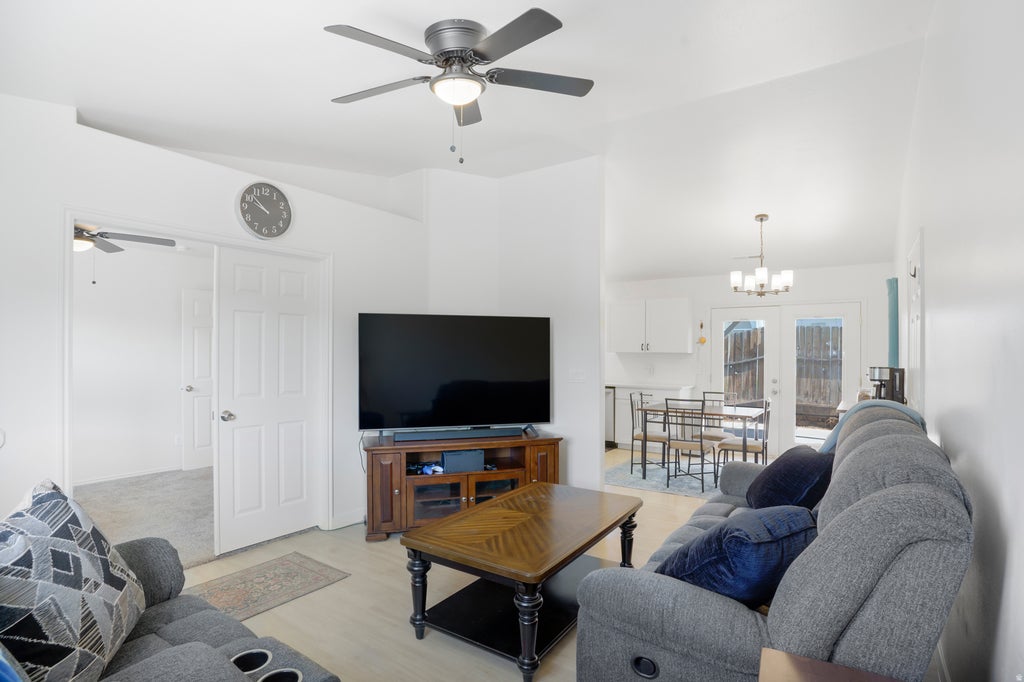 Photo of 463 N 2270 CIR E, Saint George, UT 84790 (MLS # 2182698)