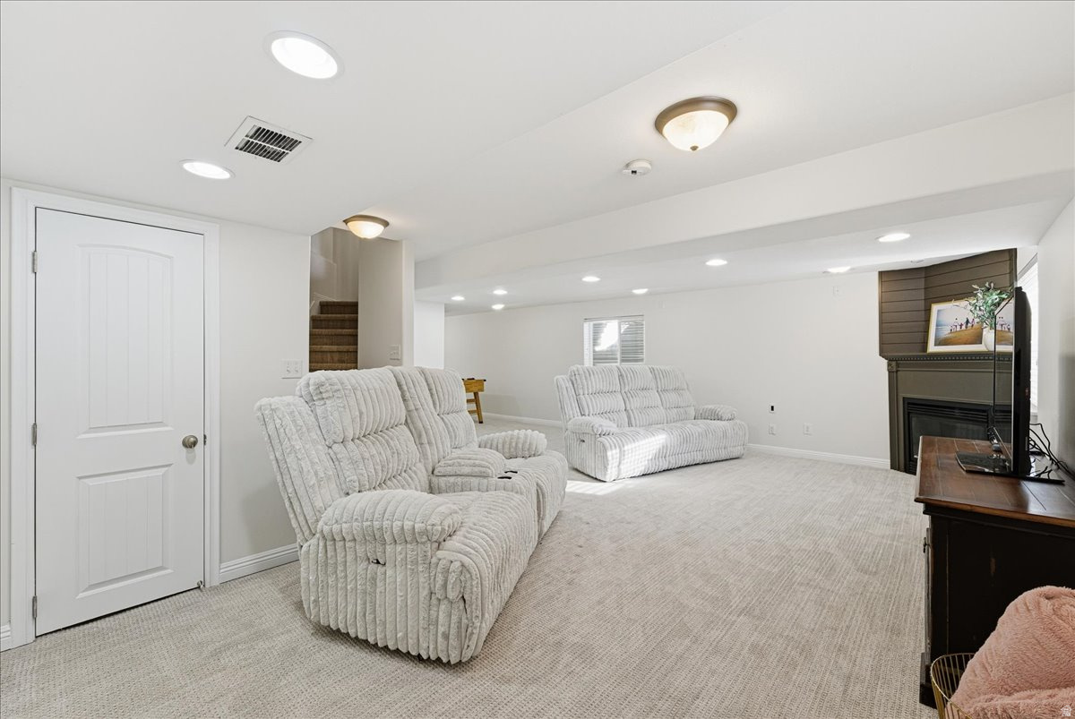 ZIONS CROSSING - Residential