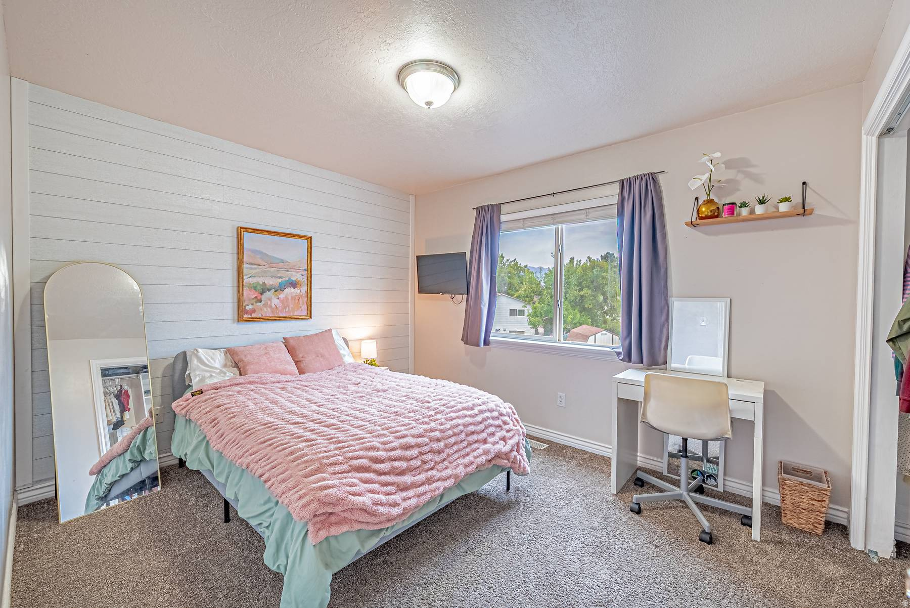 ZIONS CROSSING - Residential