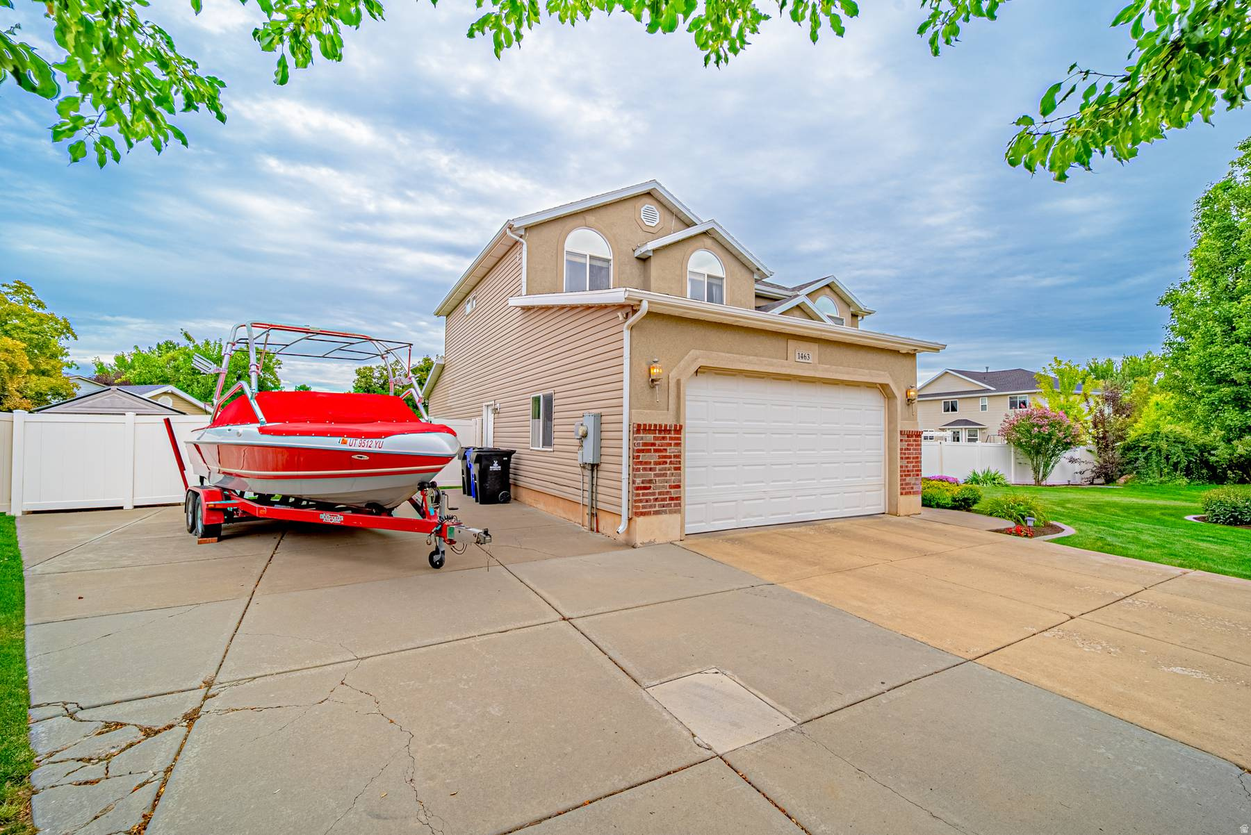 ZIONS CROSSING - Residential