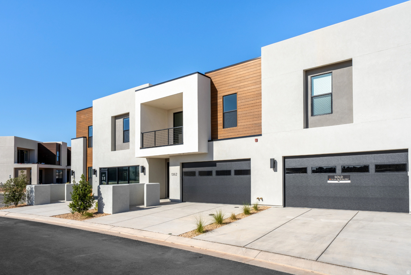 THE ISLAND AT CORAL CANYON - Residential