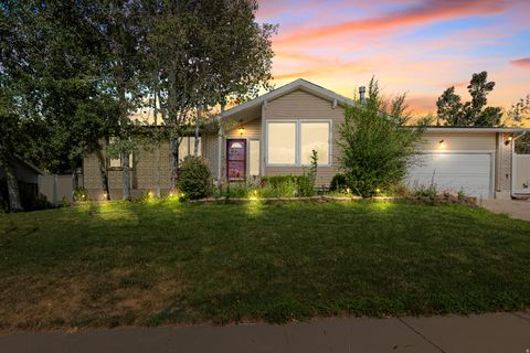 Photo of 310 N 675 E, North Salt Lake, UT 84054 (MLS # 2134768)