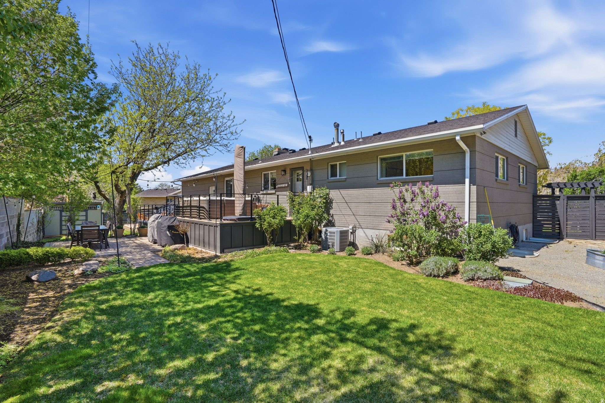 SUNNYSIDE HEIGHTS - Residential