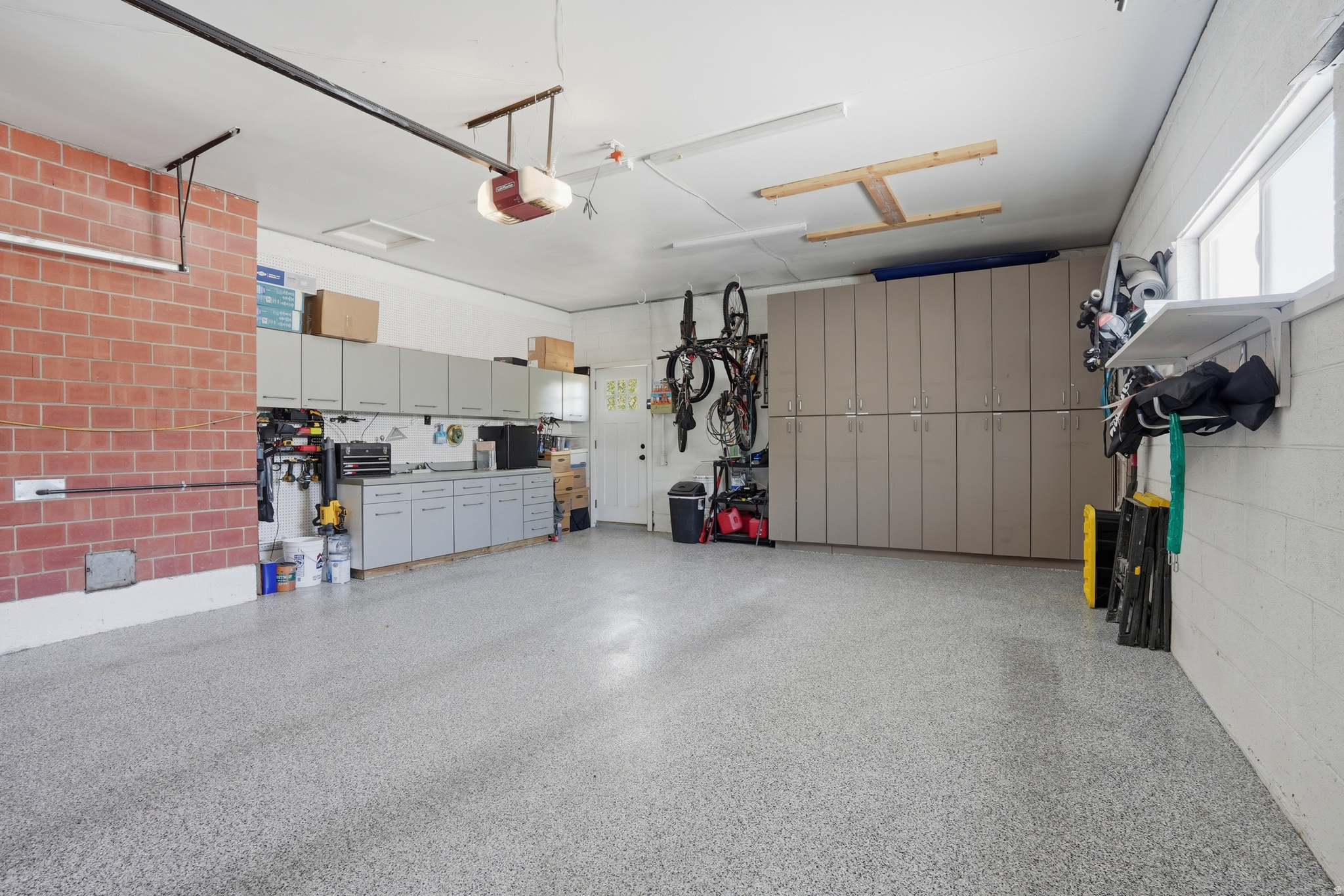 SUNNYSIDE HEIGHTS - Residential