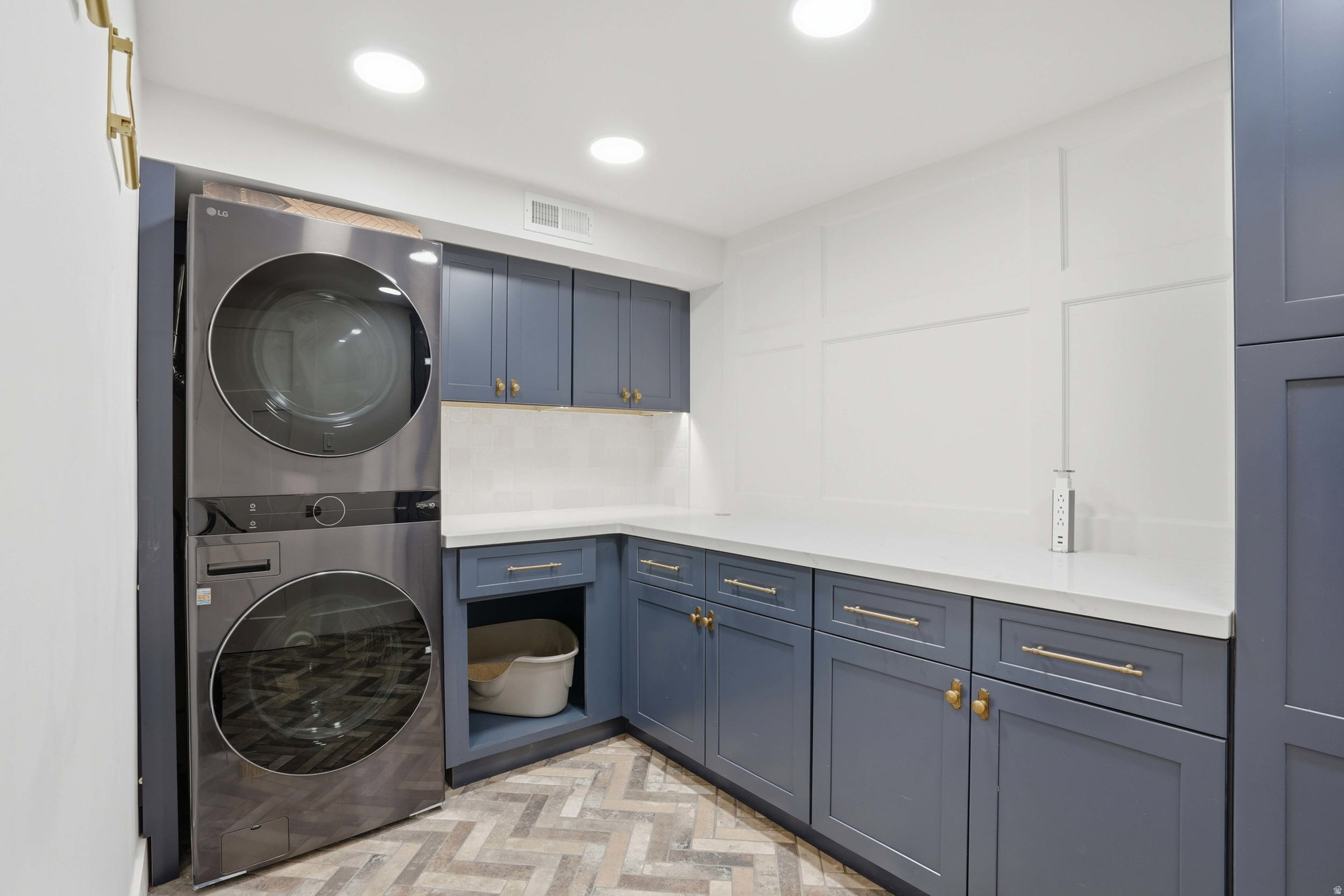 SUNNYSIDE HEIGHTS - Residential