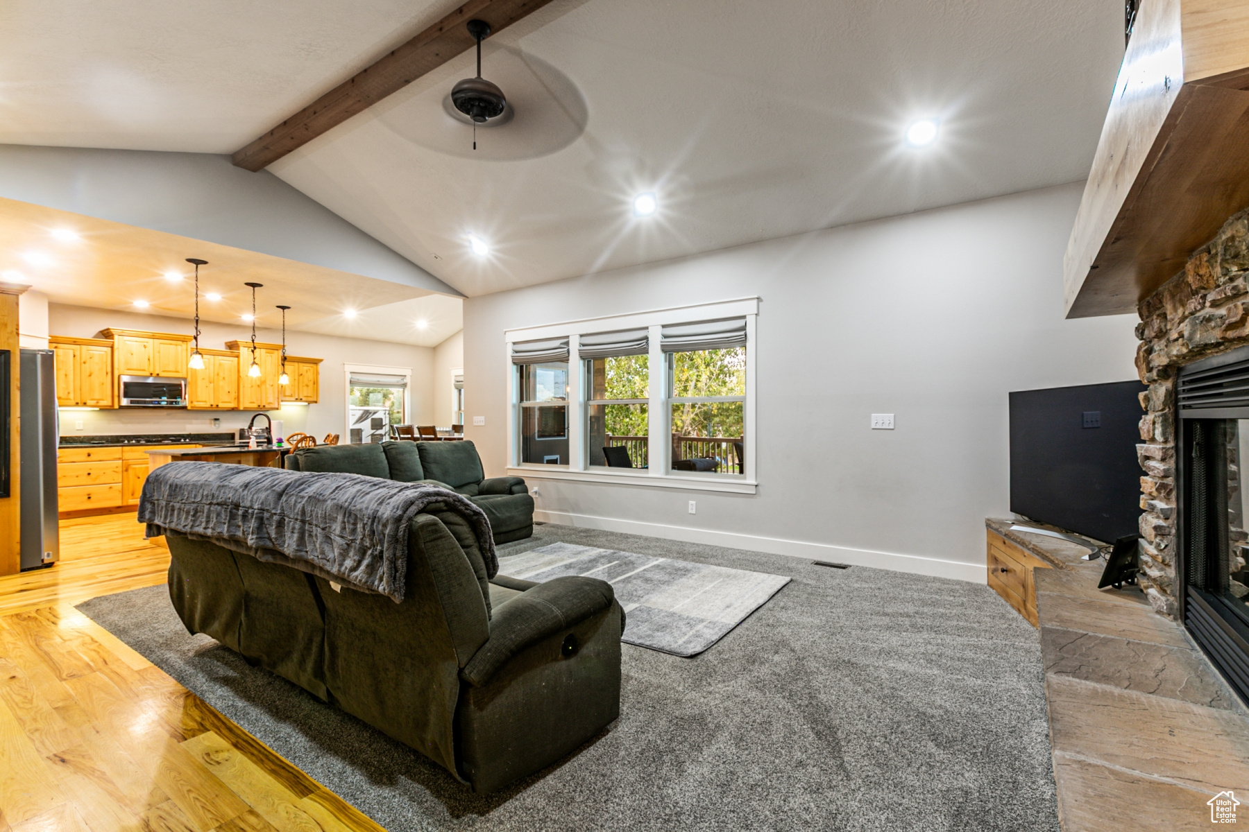 WINDSOR FARMS - Residential