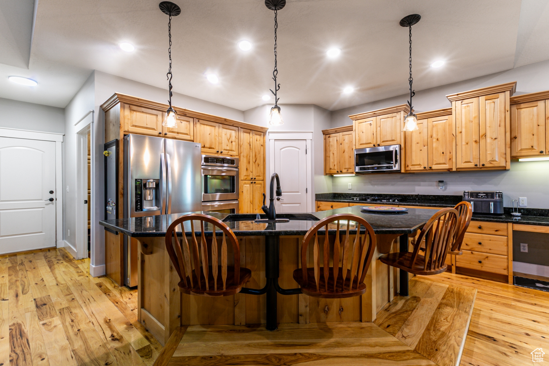 WINDSOR FARMS - Residential