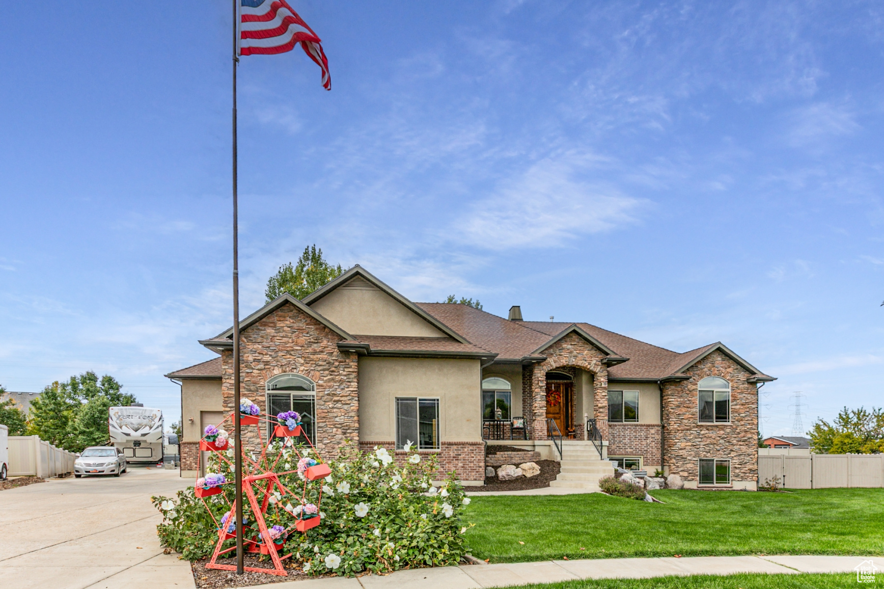 WINDSOR FARMS - Residential