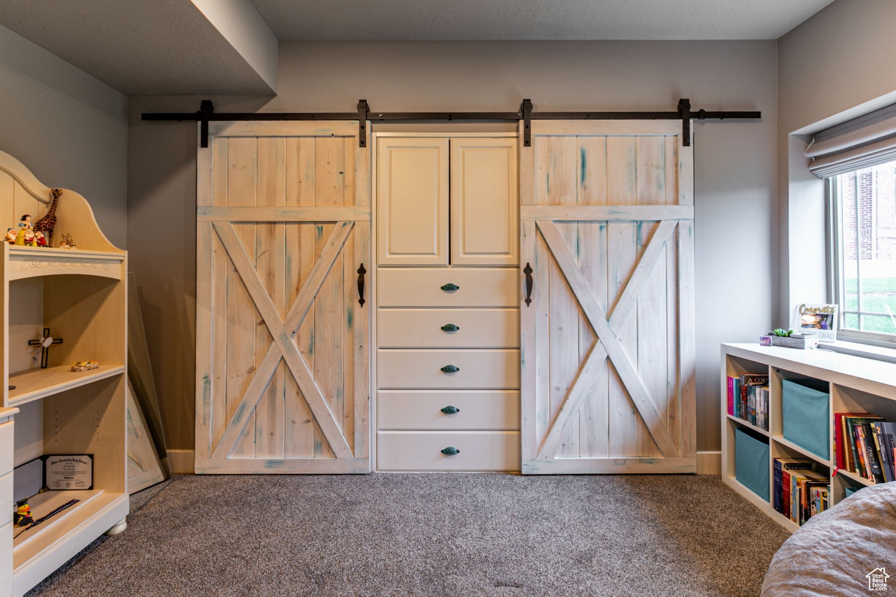 WINDSOR FARMS - Residential