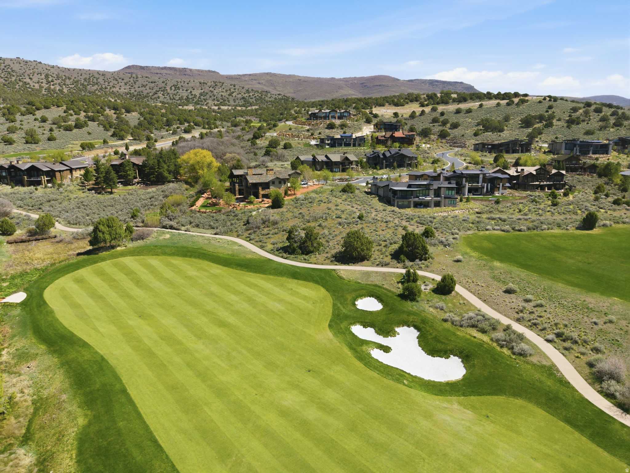 RED LEDGES - Land