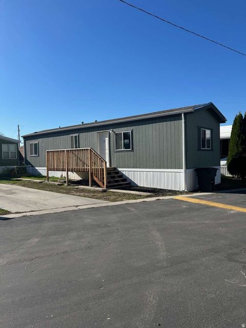 Photo of 1515 W CALVO DR #75, West Valley City, UT 84119 (MLS # 2127280)