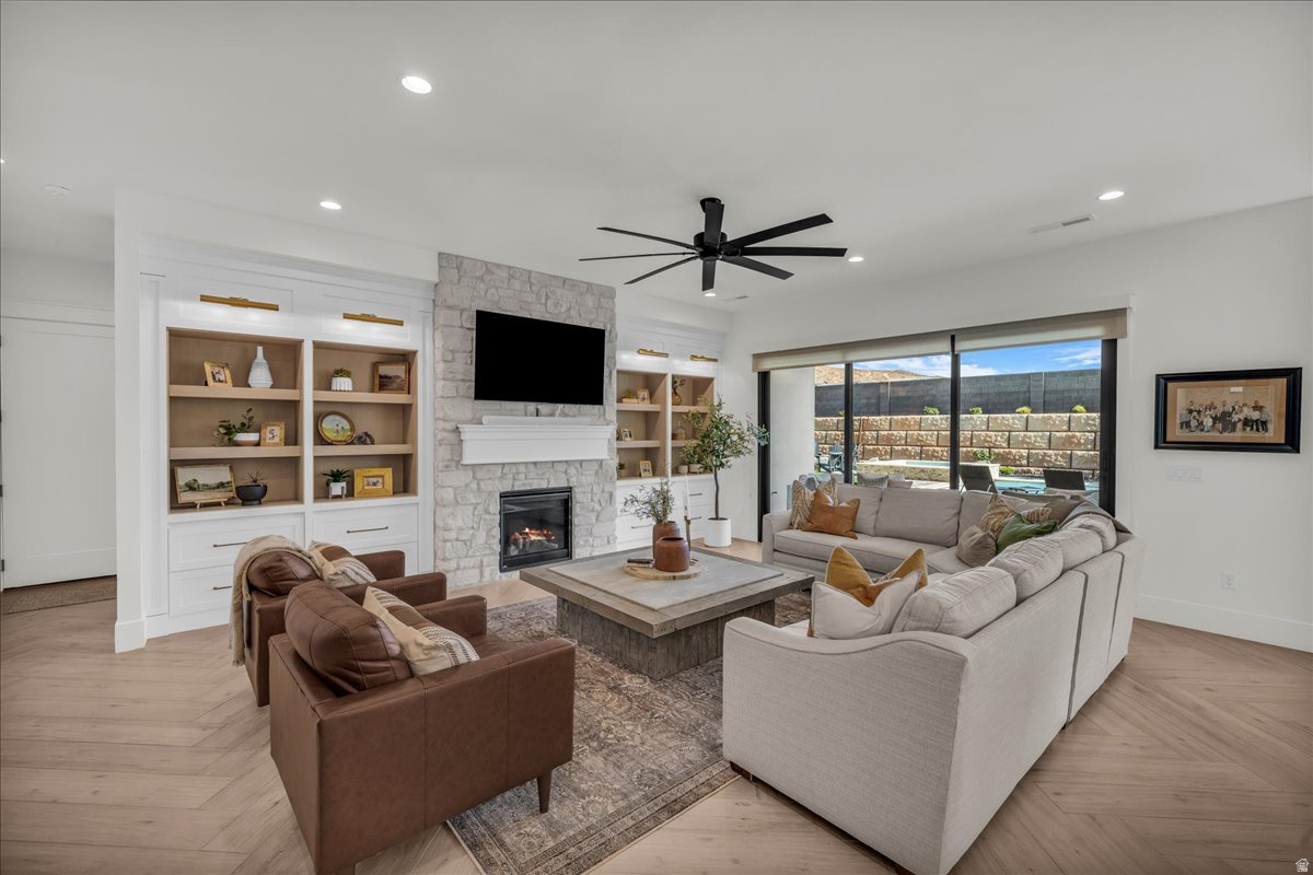 QUEENSRIDGE PARTIAL AMENDED & EXTENDED A - Residential