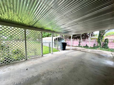 Tiny photo for 441 S 400 E, Payson, UT 84651 (MLS # 2161881)