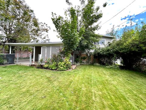 Tiny photo for 441 S 400 E, Payson, UT 84651 (MLS # 2161881)