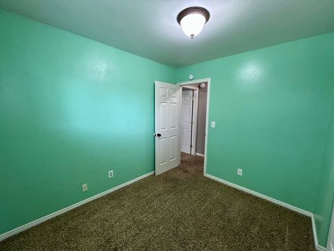 Tiny photo for 441 S 400 E, Payson, UT 84651 (MLS # 2161881)